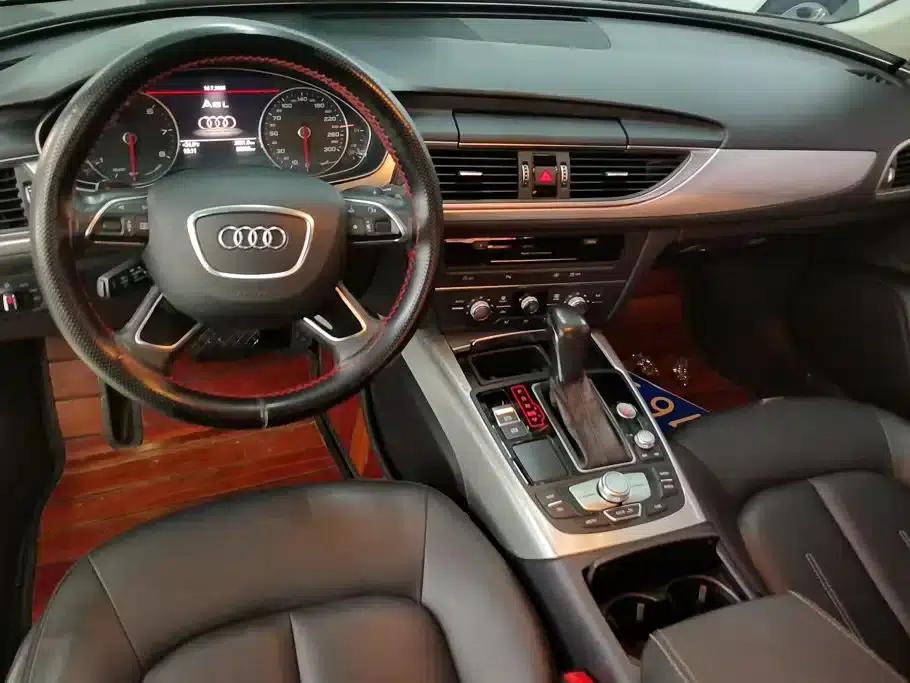 Audi A6L 2018 30th Anniversary Edition 35 TFSI Fashion Model — миниатюра 12