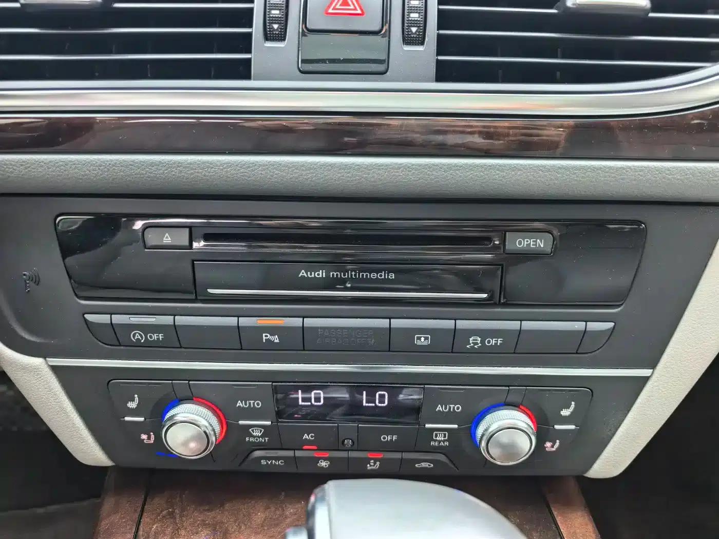 Audi A6L 2012 35 FSI Comfort — миниатюра 16