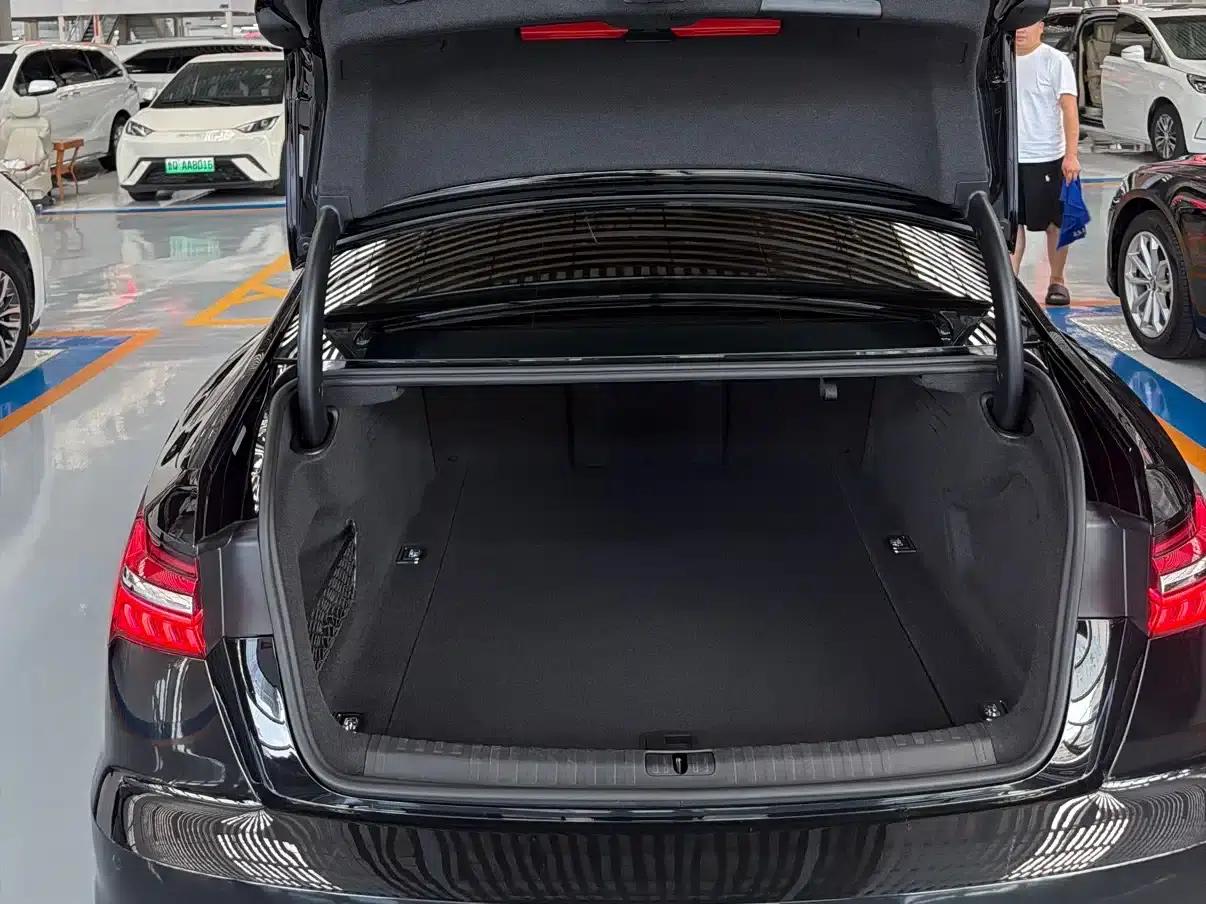 Audi A6L 2019 40 TFSI Luxury Elegance — миниатюра 17