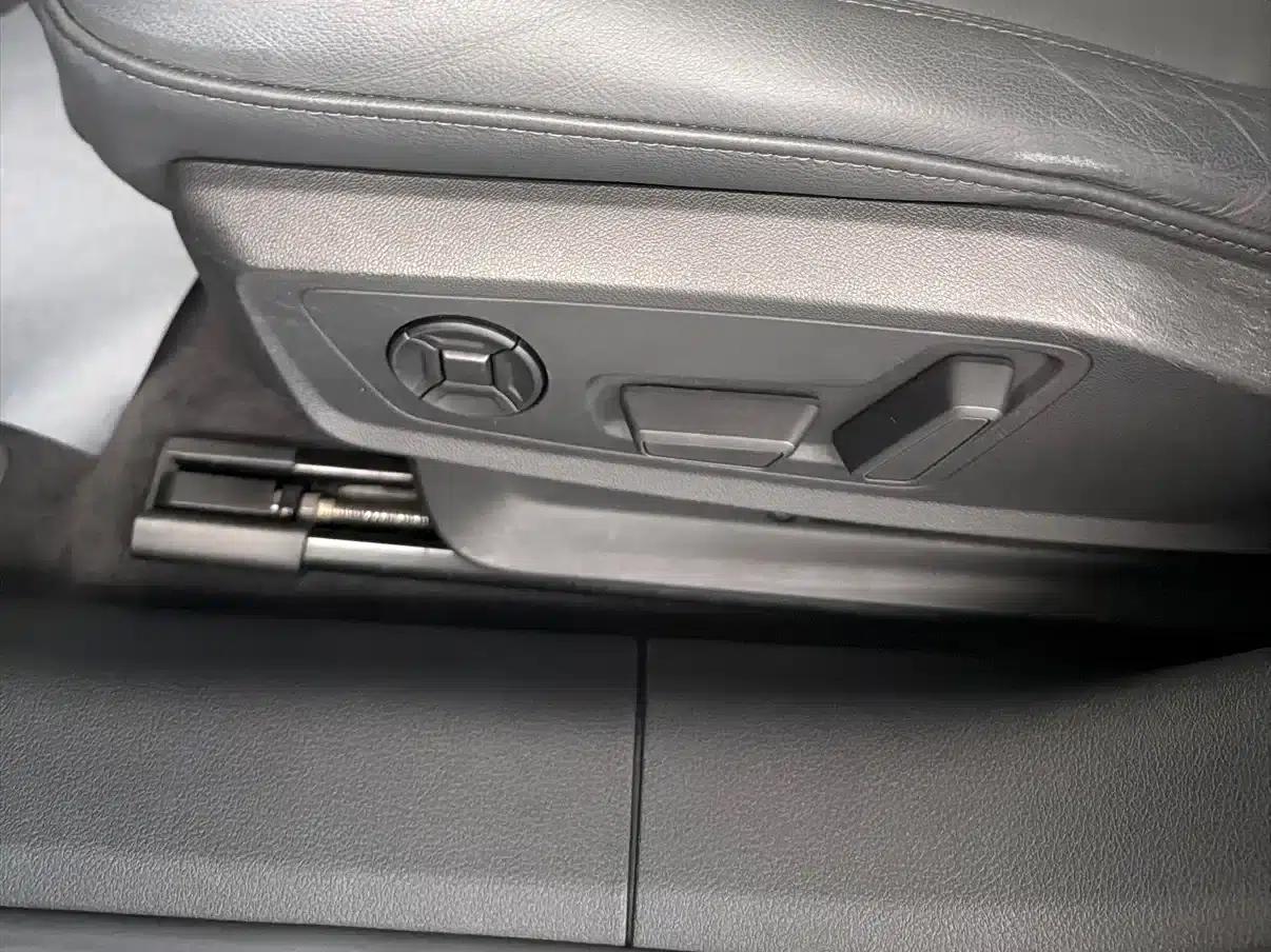 Audi A6L 2019 40 TFSI Luxury Elegance — миниатюра 9