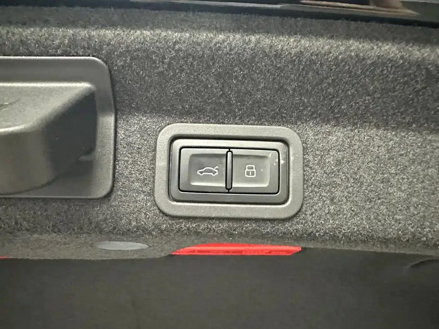 Audi A6L 2023 45 TFSI Premium Dynamic Edition — миниатюра 17