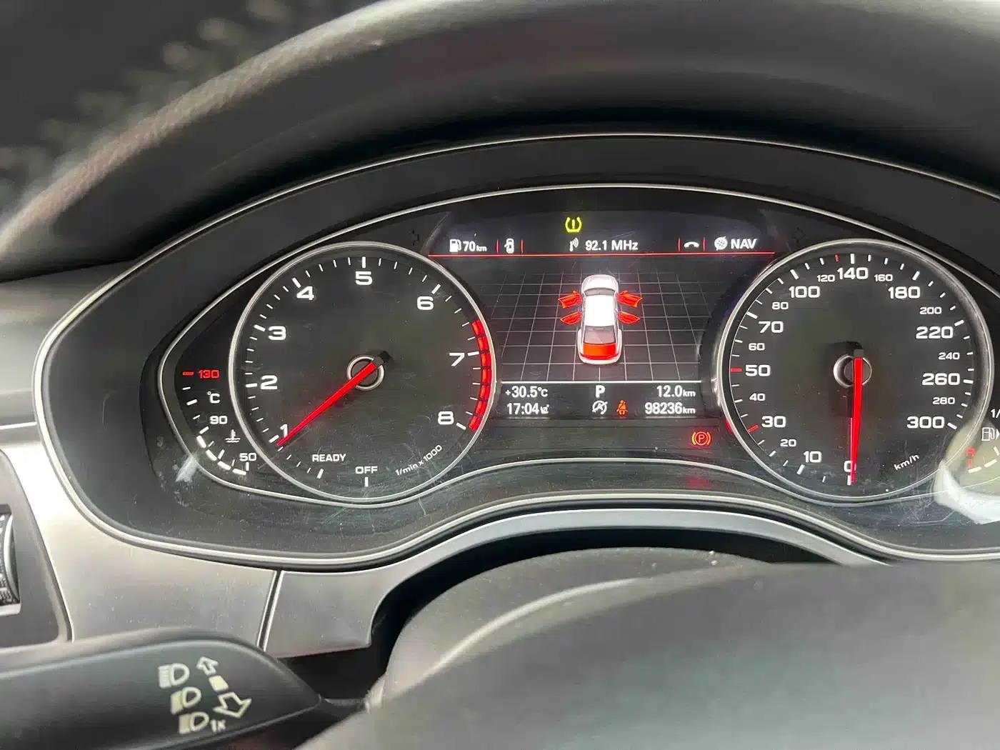 Audi A6L 2018 30th Anniversary Edition TFSI Progressive — миниатюра 10