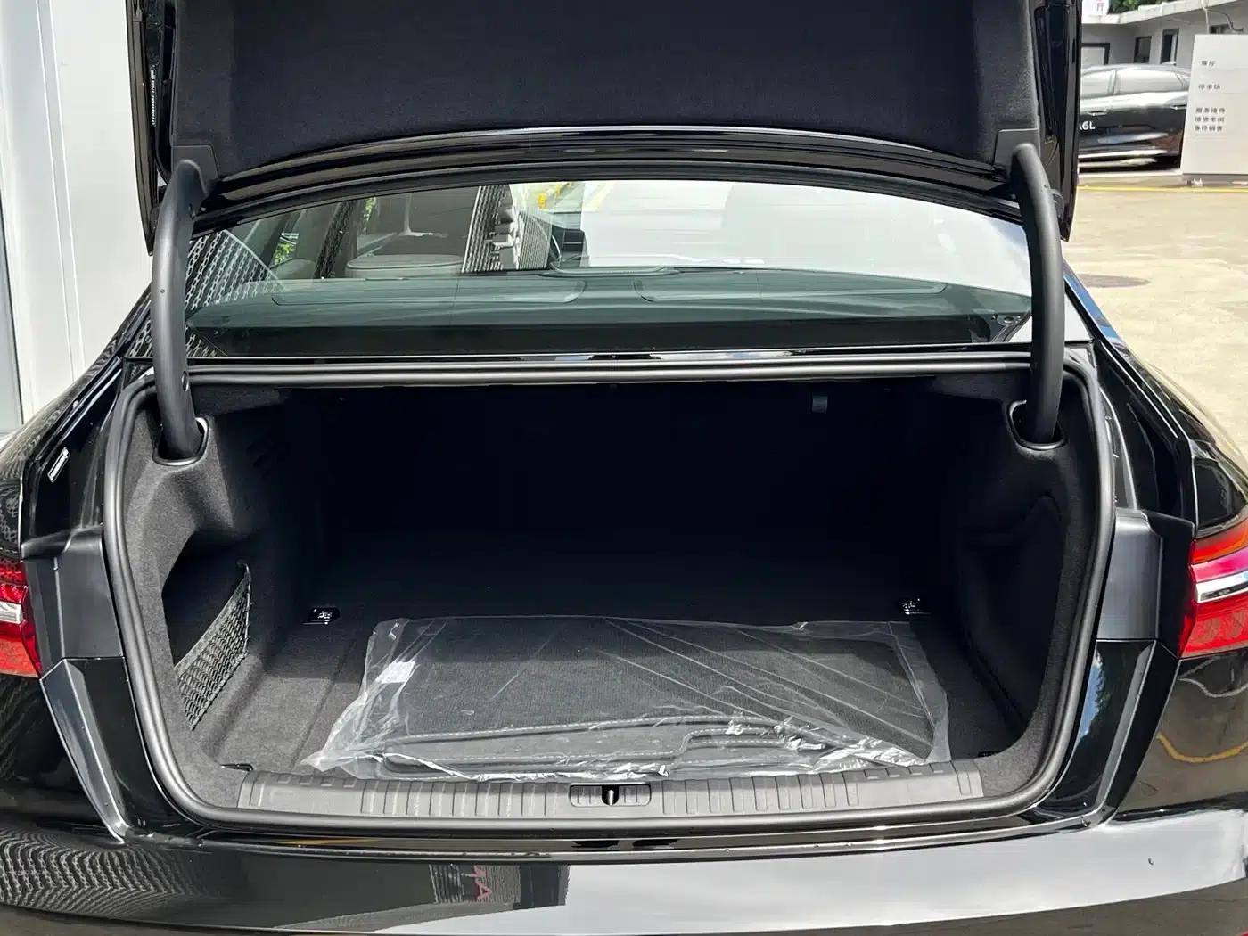 Audi A6L 2024 45 TFSI Premium Dynamic Edition — миниатюра 25