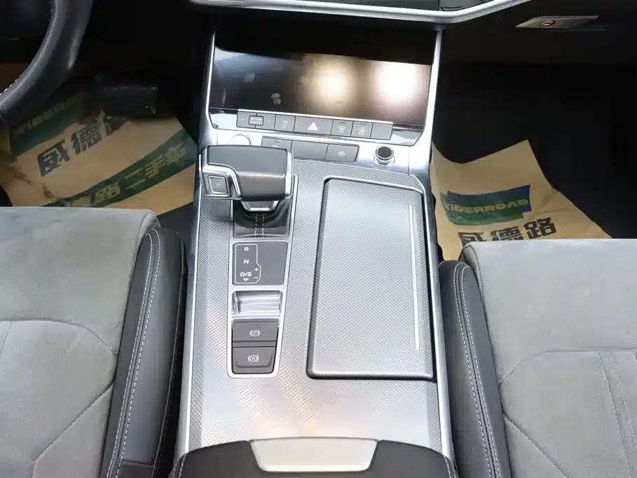 Audi A6L 2020 45 TFSI Premium Dynamic Edition — миниатюра 26