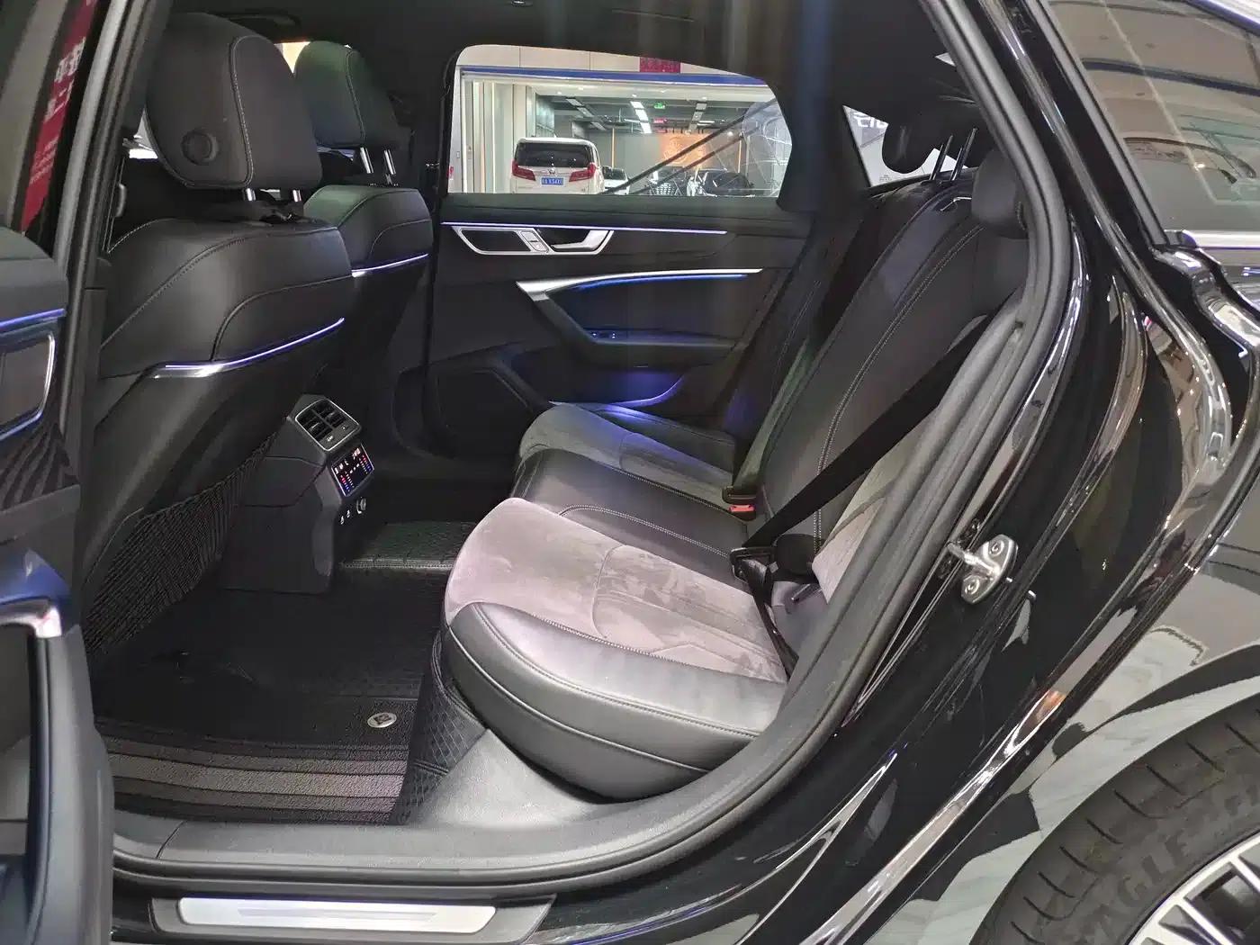 Audi A6L 2024 45 TFSI quattro Premium Dynamic Edition — миниатюра 13