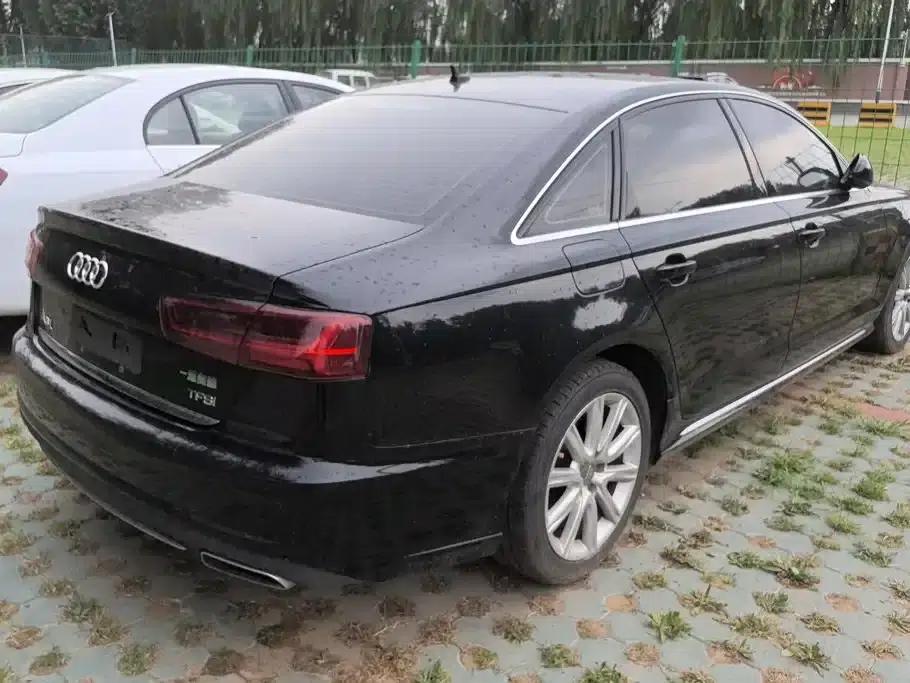 Audi A6L 2018 TFSI Collector's Edition — миниатюра 3