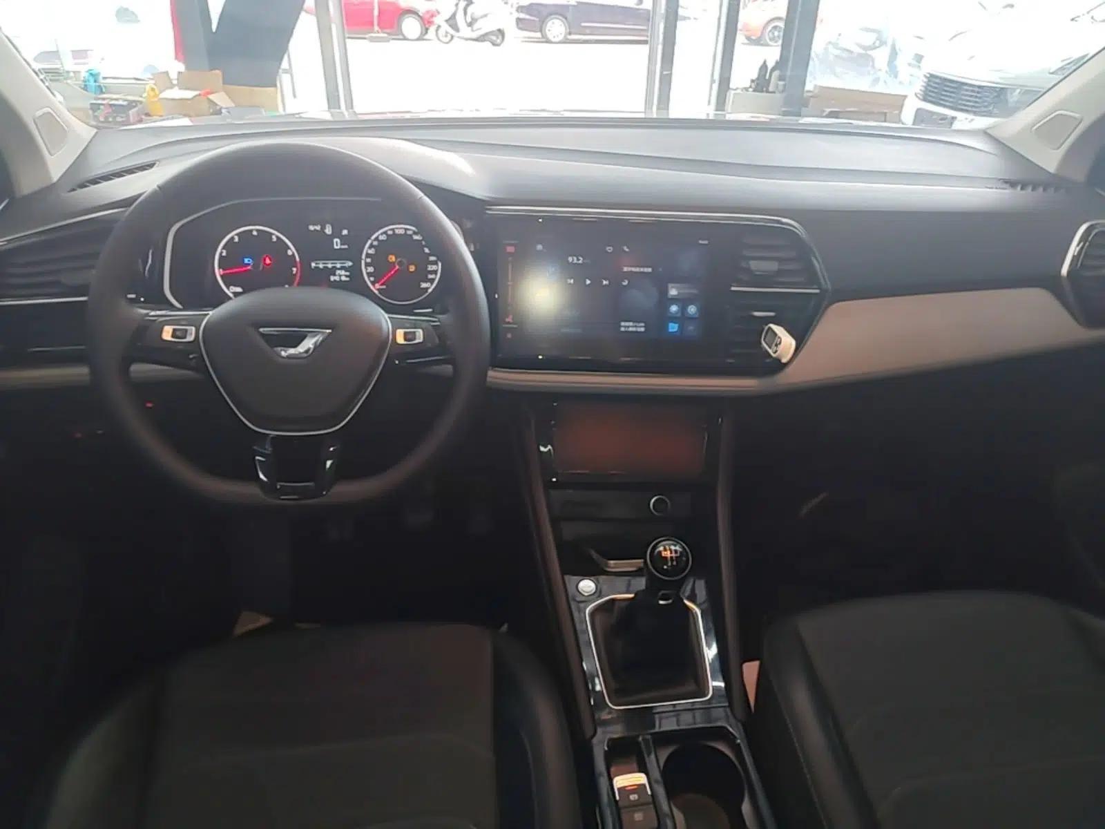 Jetta VS5 2023 280TSI Manual Enjoyment Version — миниатюра 12