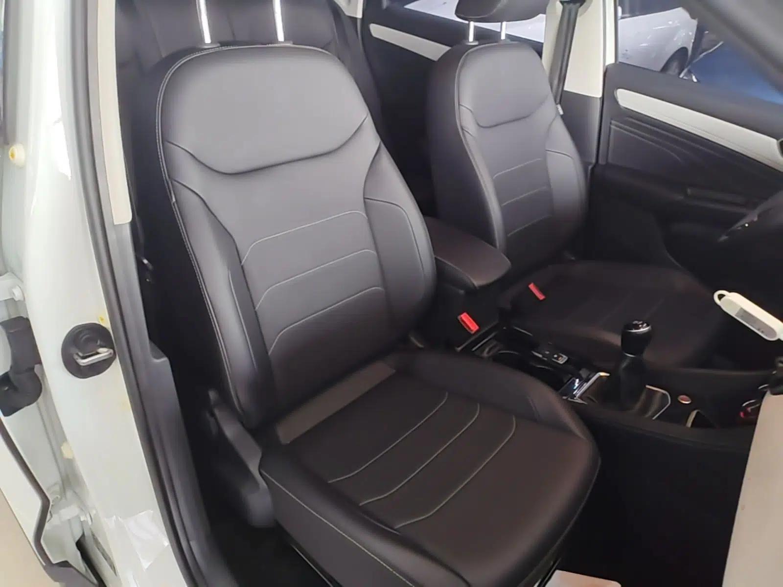 Jetta VS5 2023 280TSI Manual Enjoyment Version — миниатюра 19