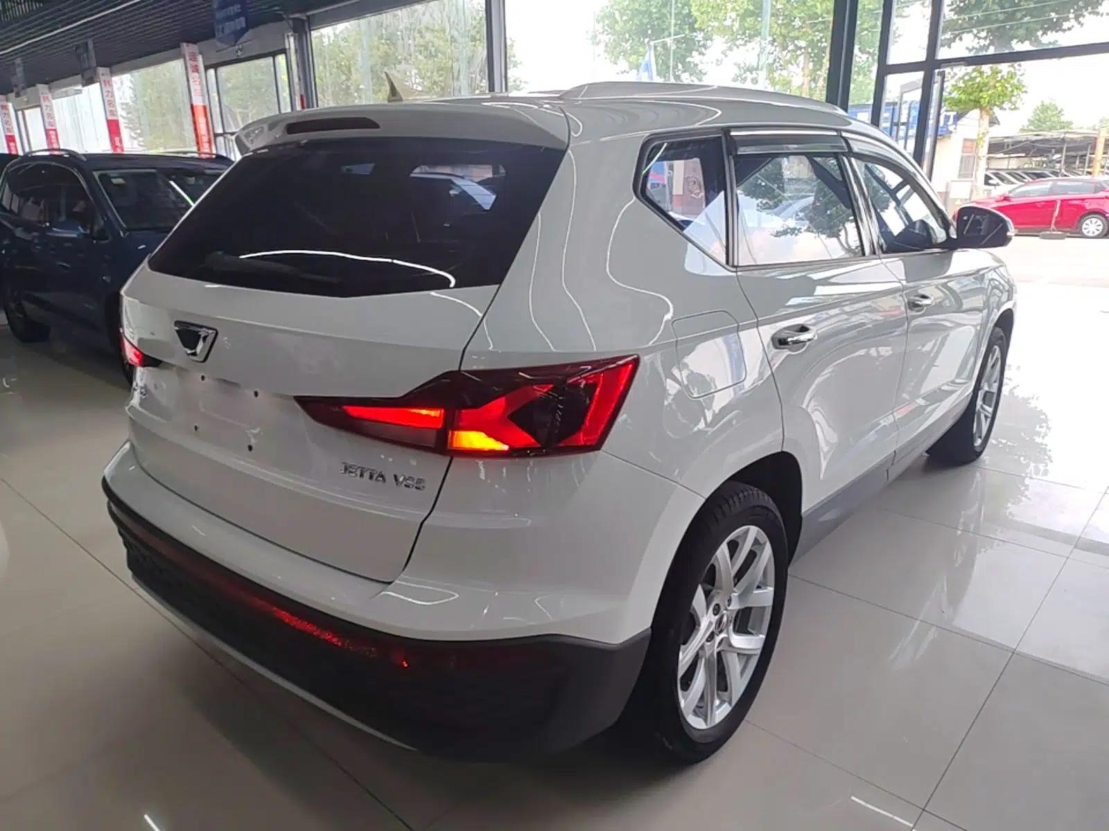 Jetta VS5 2023 280TSI Manual Enjoyment Version — миниатюра 6