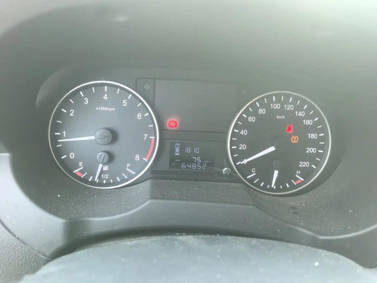 JAC Refine M3 2022 1.8L 7-seat Standard Edition — миниатюра 11