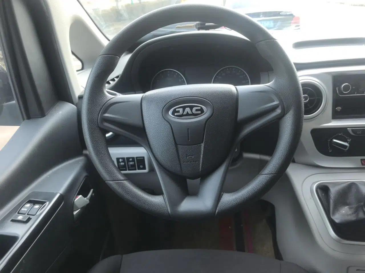 JAC Refine M3 2022 1.8L 7-seat Standard Edition — миниатюра 10