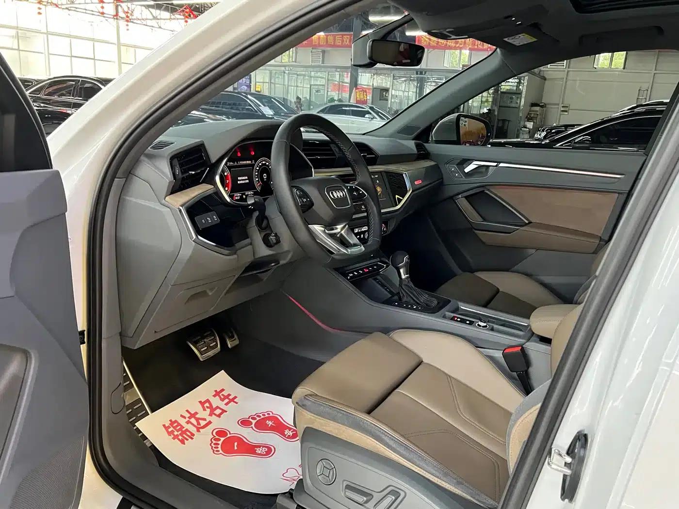 Audi Q3 2024 40 TFSI Fashion Dynamic — миниатюра 4