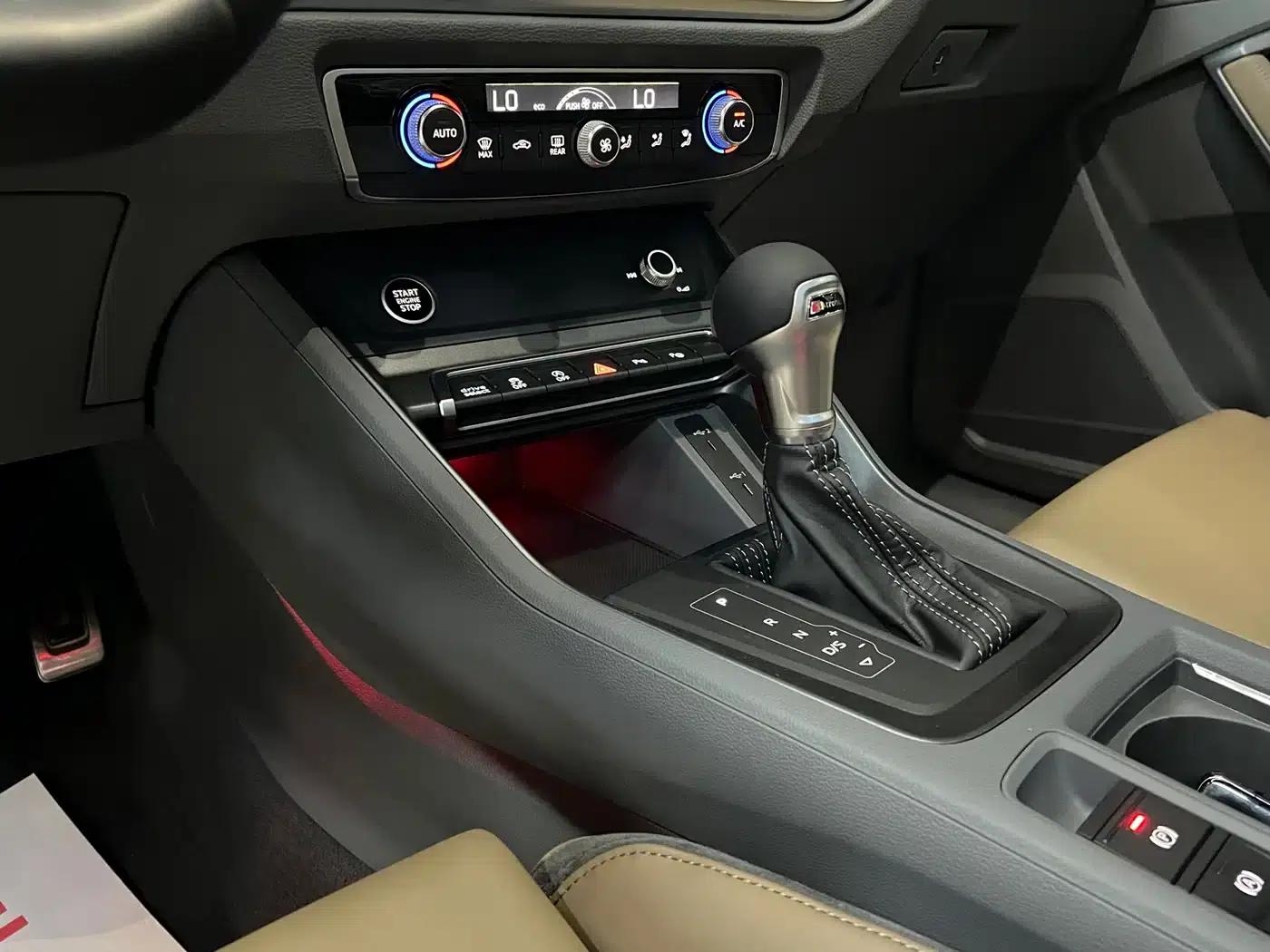 Audi Q3 2024 40 TFSI Fashion Dynamic — миниатюра 8