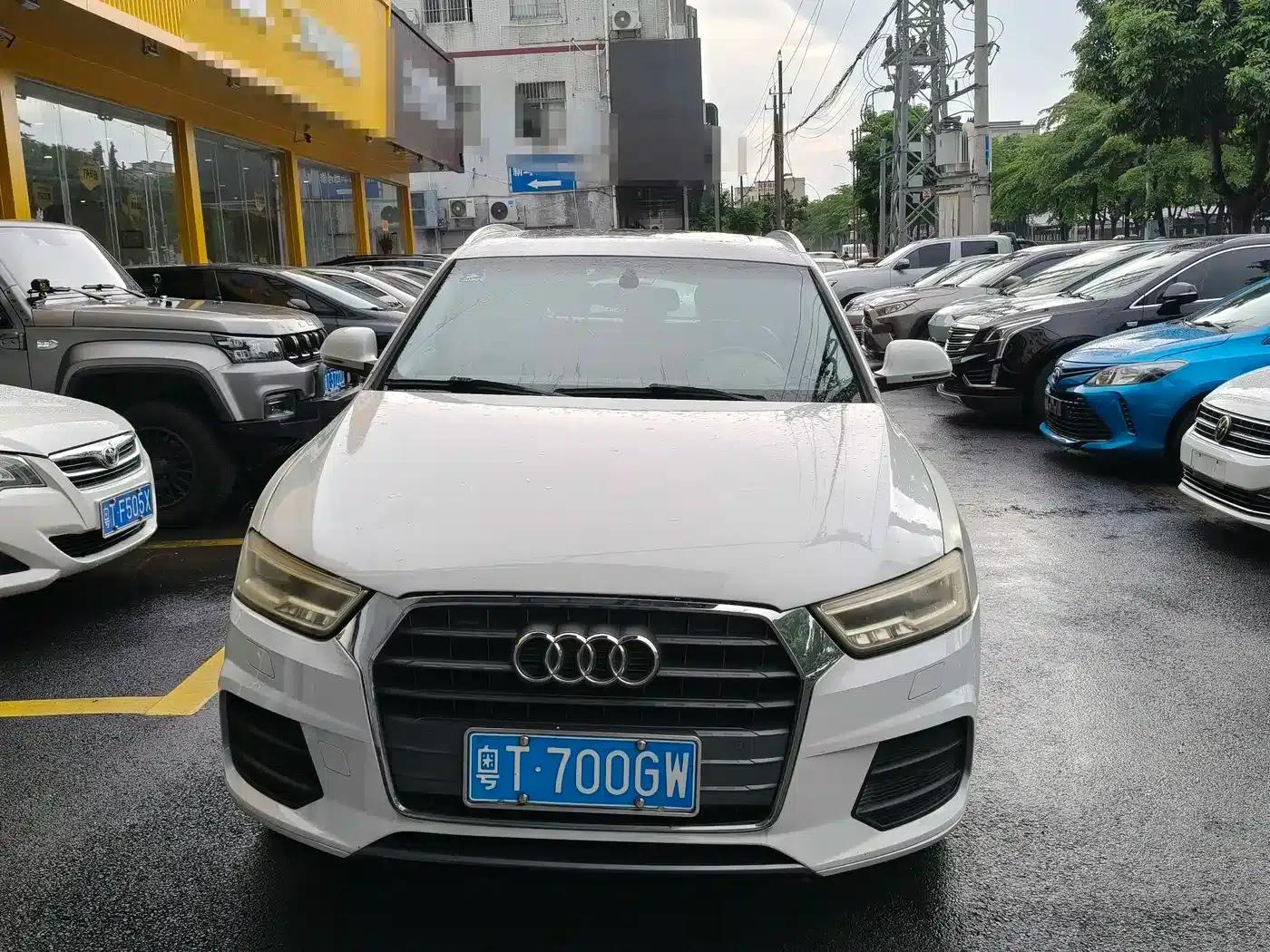 Audi Q3 2018 30th Anniversary Edition 30 TFSI Fashion Model — миниатюра 2