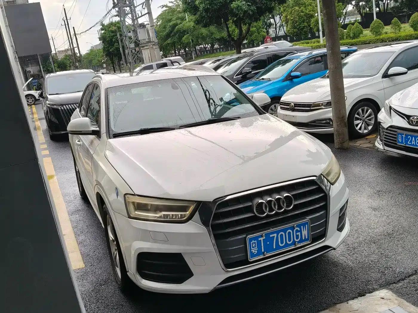 Audi Q3 2018 30th Anniversary Edition 30 TFSI Fashion Model — миниатюра 3