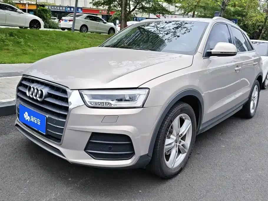 Audi Q3 2018 30th Anniversary Edition 30 TFSI Fashion Model — миниатюра 1