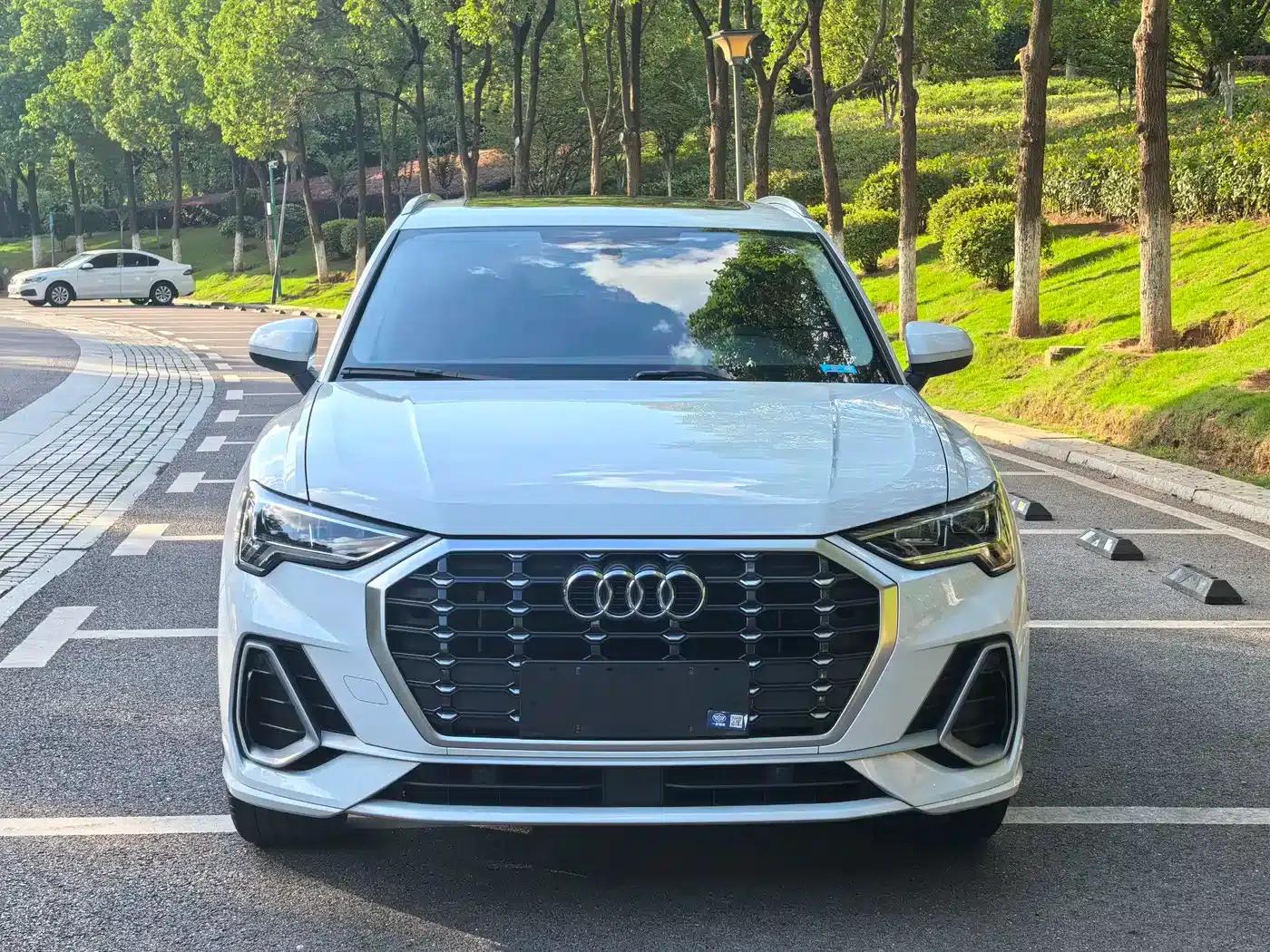 Audi Q3 2023 35 TFSI Fashion Dynamic (1.4T) — миниатюра 2