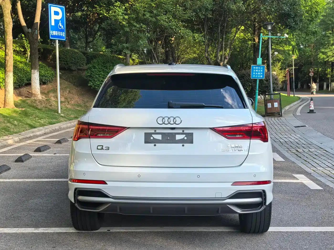 Audi Q3 2023 35 TFSI Fashion Dynamic (1.4T) — миниатюра 17