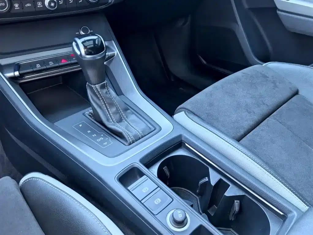 Audi Q3 2022 35 TFSI Progressive Dynamic — миниатюра 13