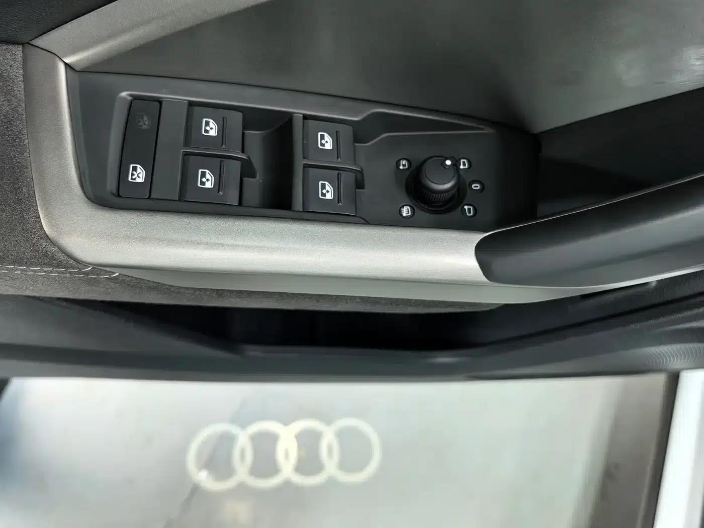 Audi Q3 2022 35 TFSI Fashion Dynamic Edition — миниатюра 11