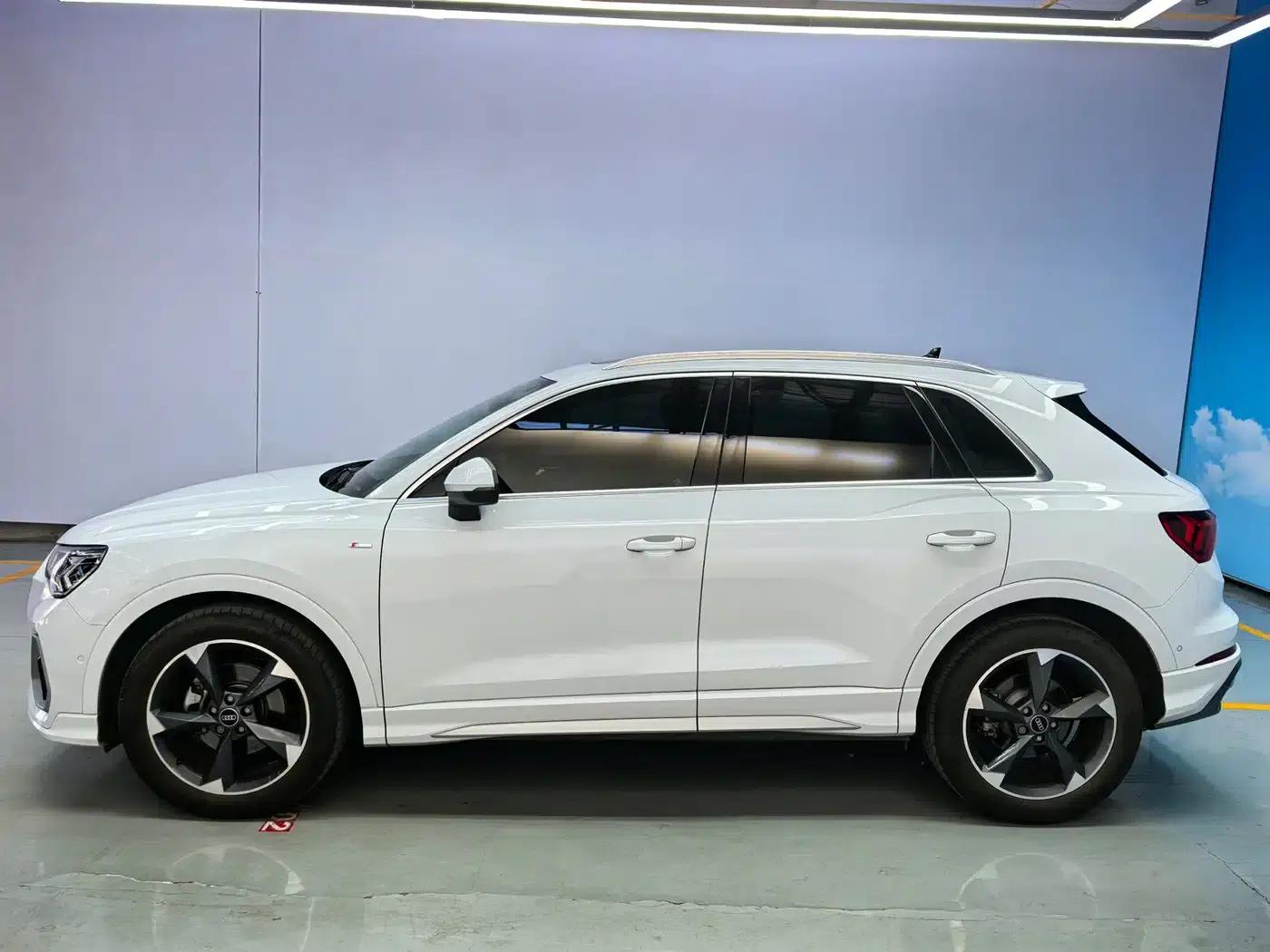 Audi Q3 2022 35 TFSI Fashion Dynamic Edition — миниатюра 9