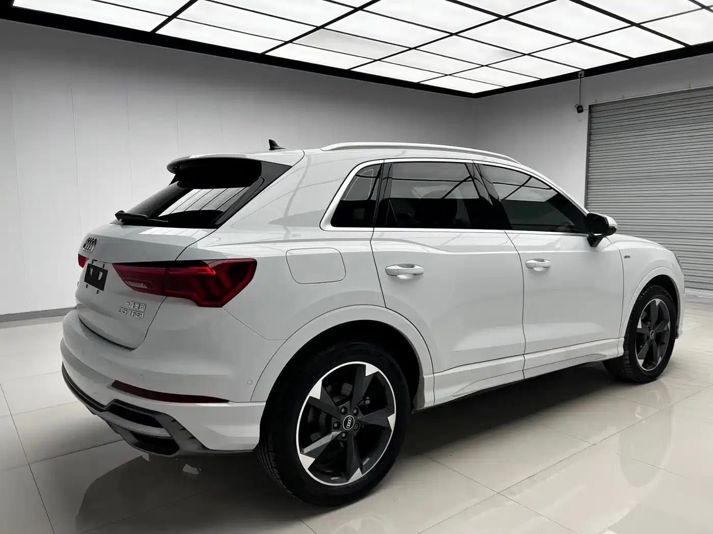 Audi Q3 2022 35 TFSI Fashion Dynamic Edition — миниатюра 4