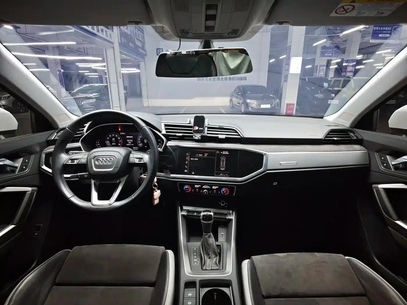 Audi Q3 2020 35 TFSI Progressive Dynamic — миниатюра 4