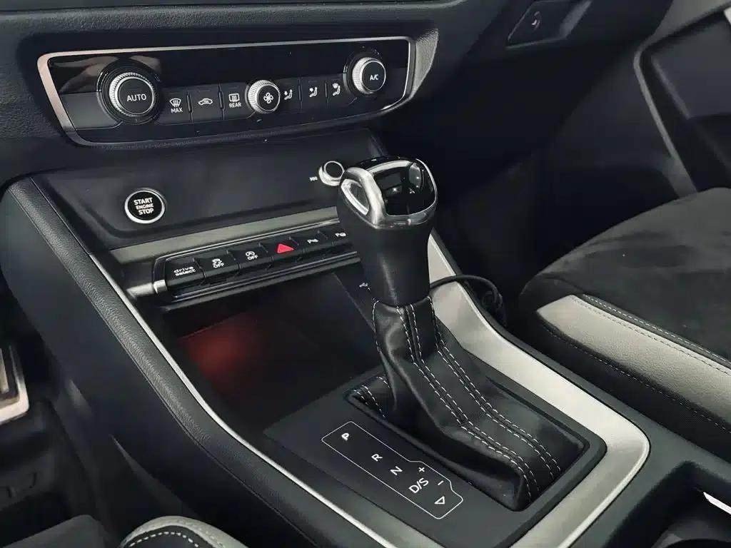 Audi Q3 2021 40 TFSI Fashion Dynamic Edition — миниатюра 20