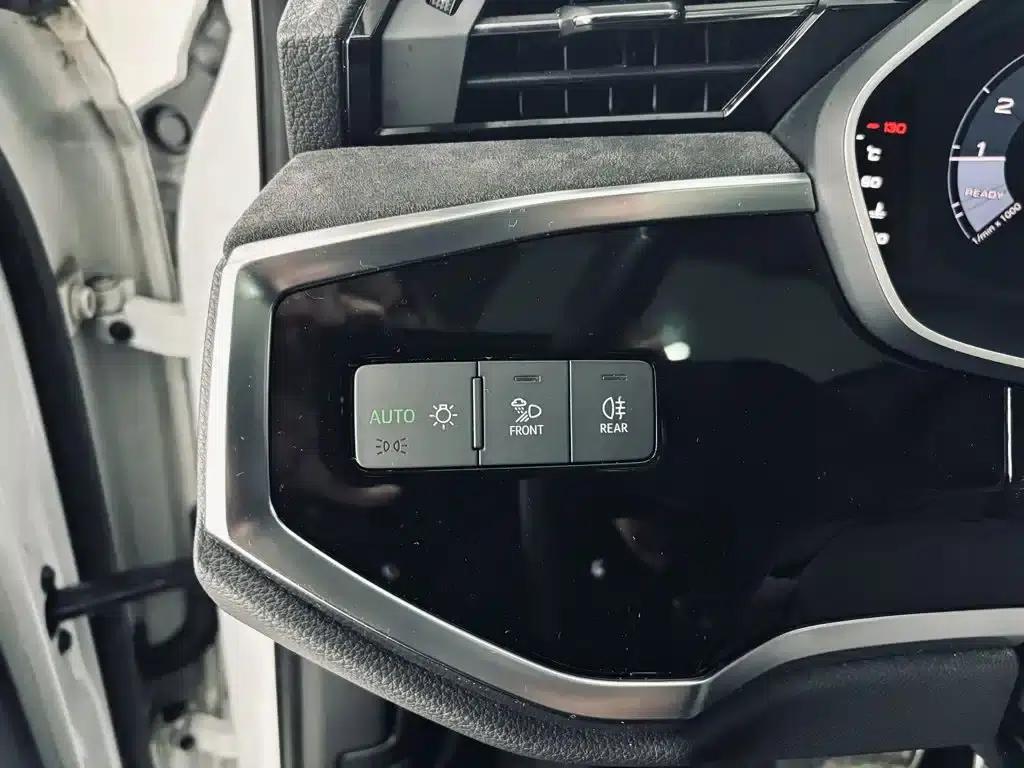 Audi Q3 2021 40 TFSI Fashion Dynamic Edition — миниатюра 29
