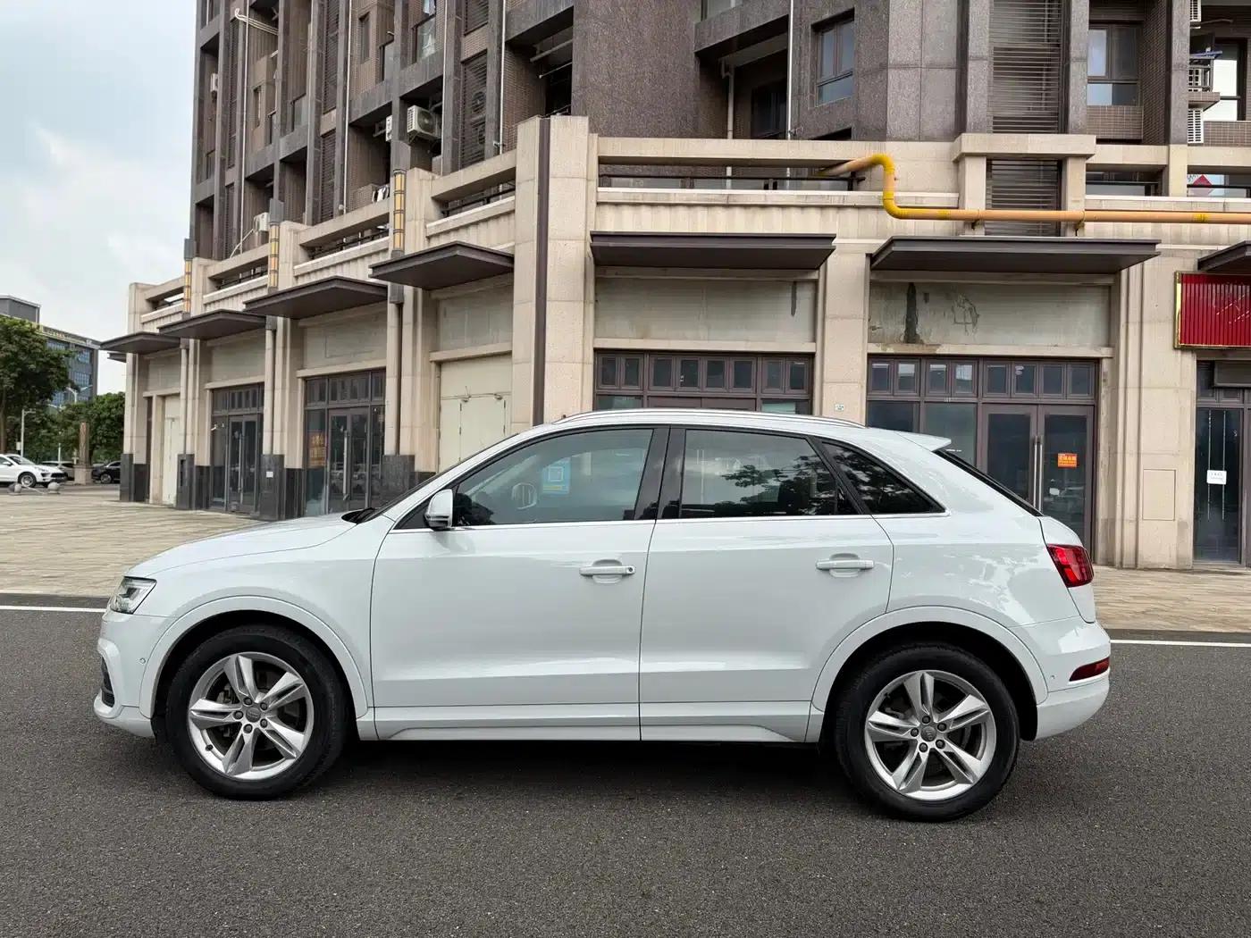 Audi Q3 2017 35 TFSI quattro AWD Fashion Edition — миниатюра 11