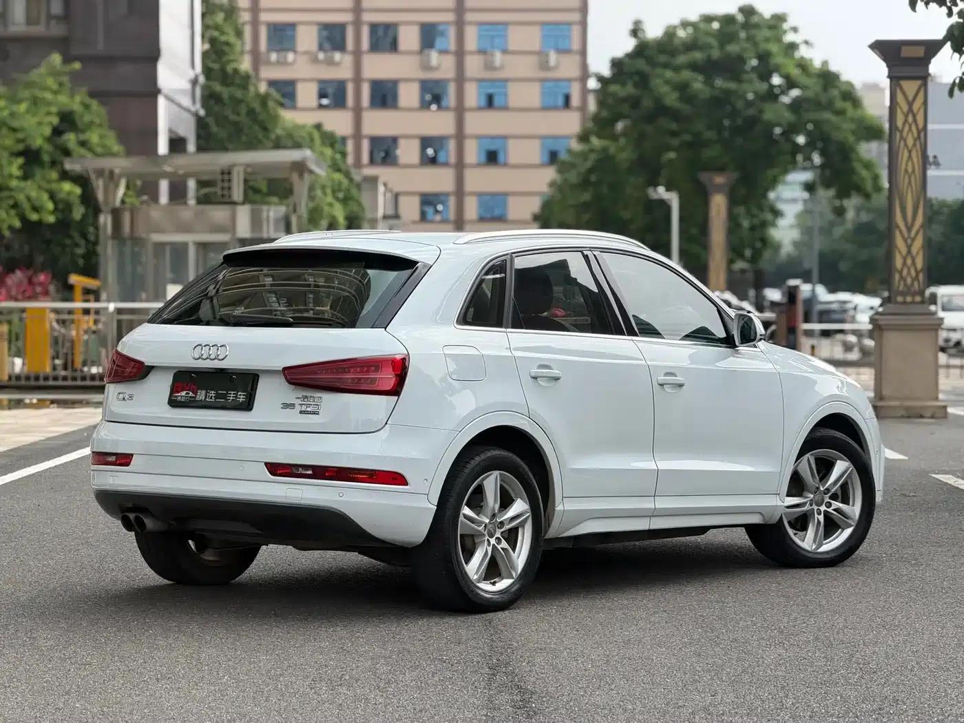 Audi Q3 2017 35 TFSI quattro AWD Fashion Edition — миниатюра 3