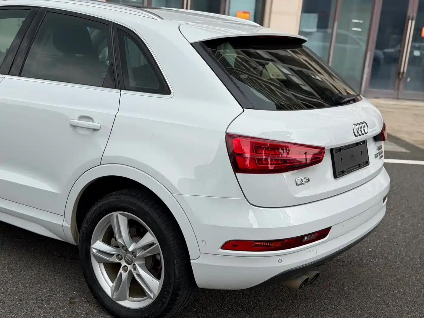 Audi Q3 2017 35 TFSI quattro AWD Fashion Edition — миниатюра 9