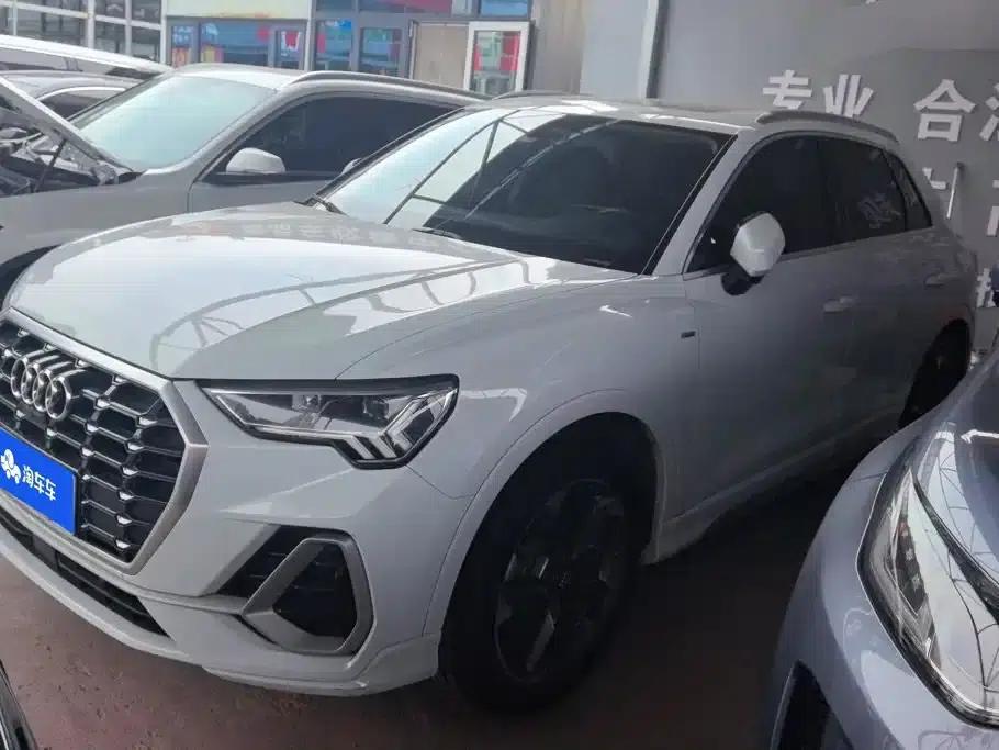 Audi Q3 2021 35 TFSI Fashion Dynamic Edition — миниатюра 1