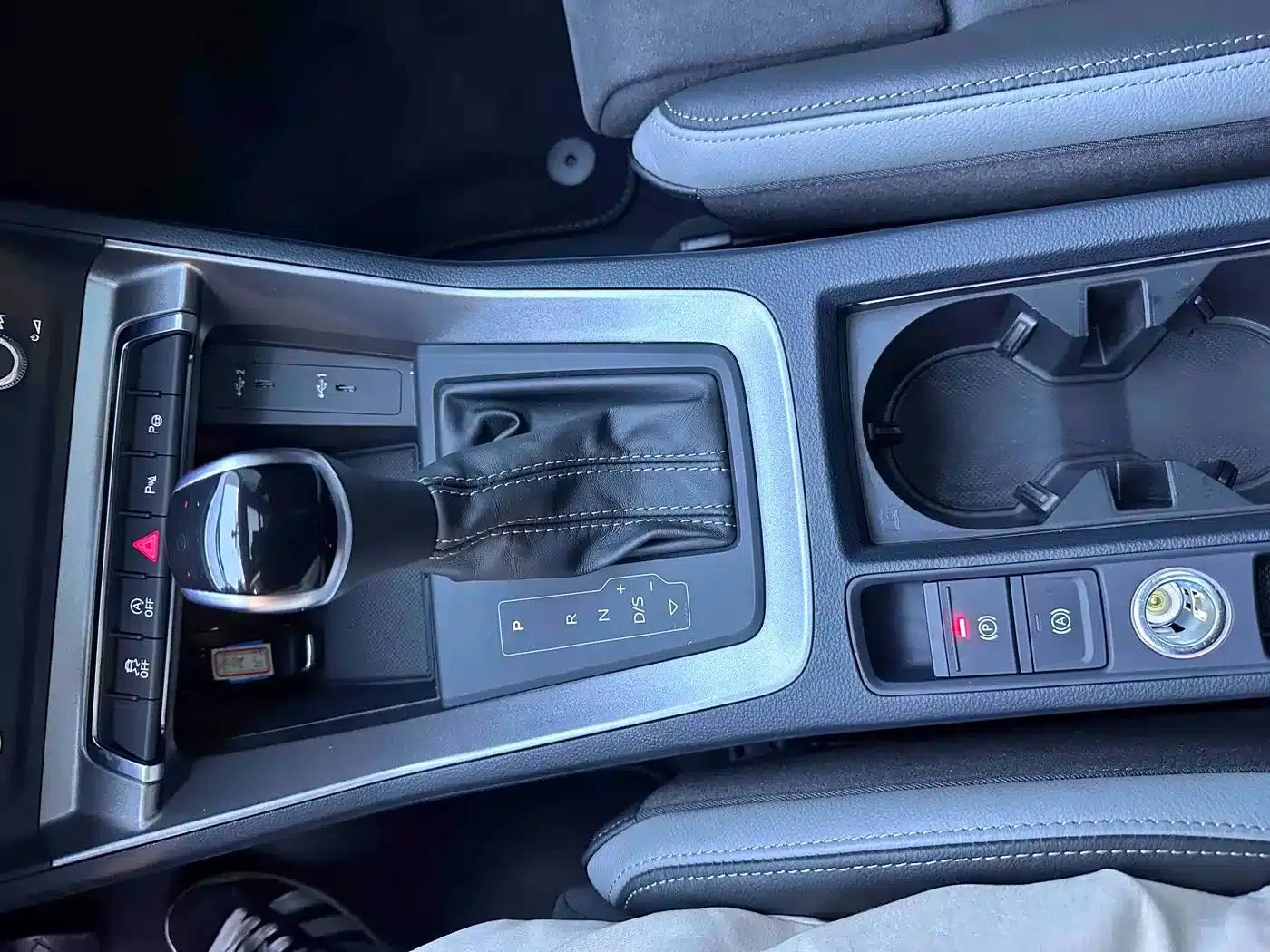 Audi Q3 2022 35 TFSI Fashion Dynamic Edition — миниатюра 16