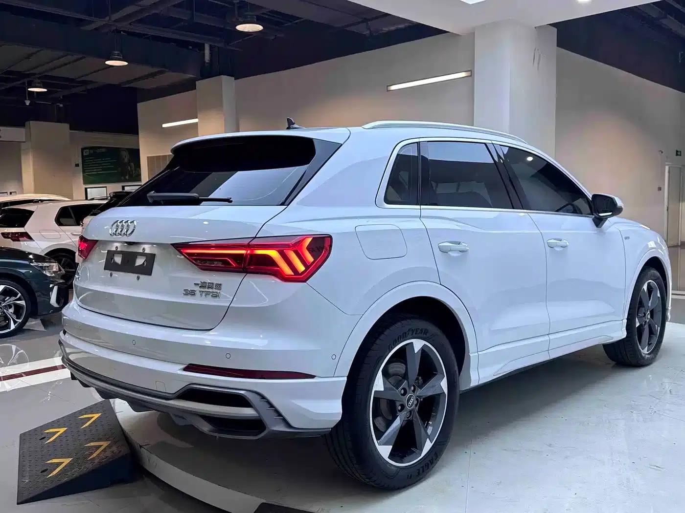Audi Q3 2022 35 TFSI Fashion Dynamic Edition — миниатюра 8