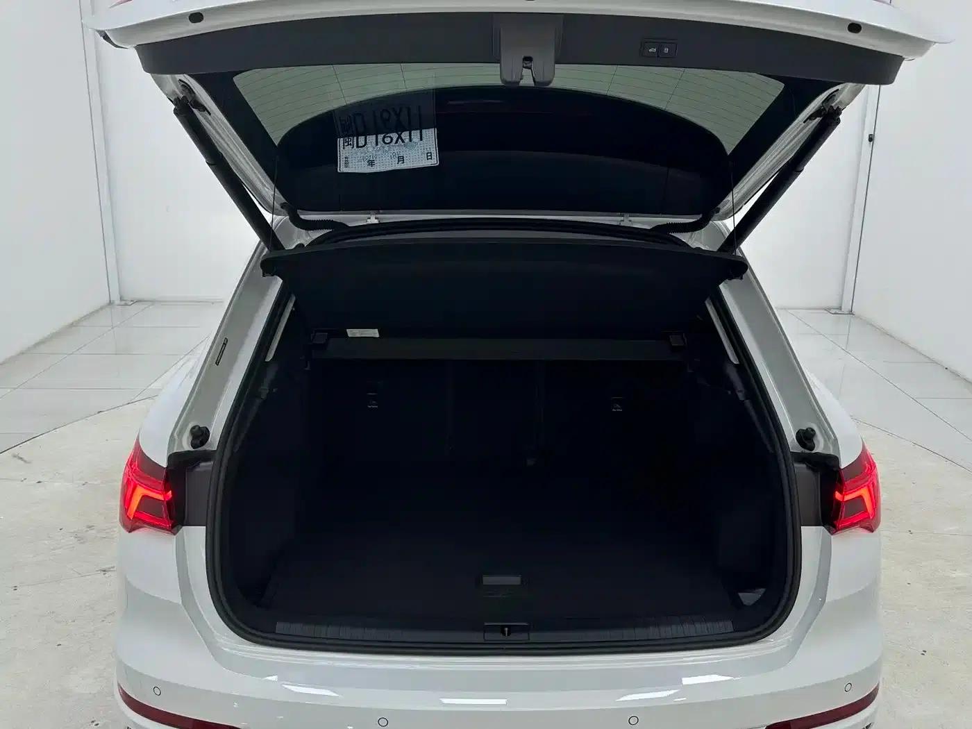 Audi Q3 2023 35 TFSI Fashion Dynamic (1.4T) — миниатюра 16