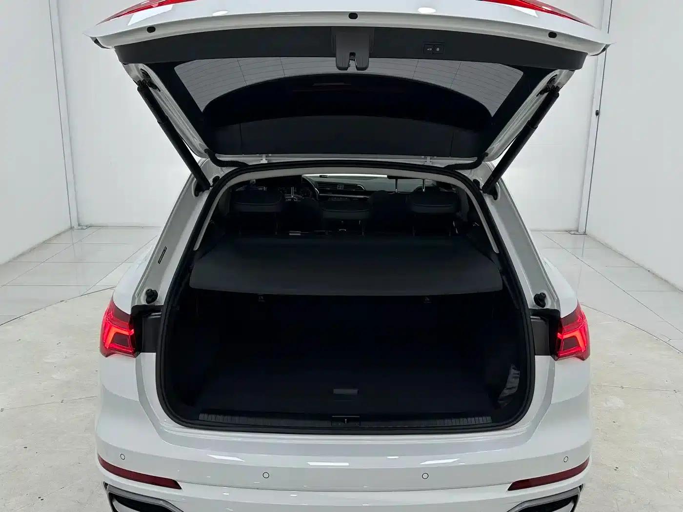 Audi Q3 2022 35 TFSI Fashion Dynamic Edition — миниатюра 16