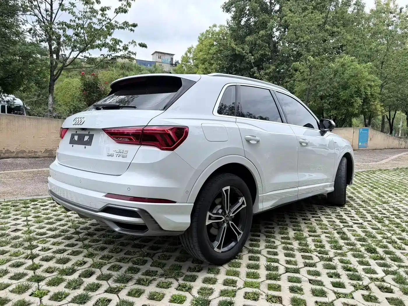 Audi Q3 2022 35 TFSI Fashion Dynamic Edition — миниатюра 5