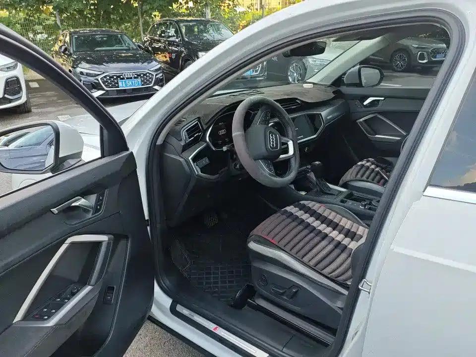 Audi Q3 2022 35 TFSI Fashion Dynamic Edition — миниатюра 6