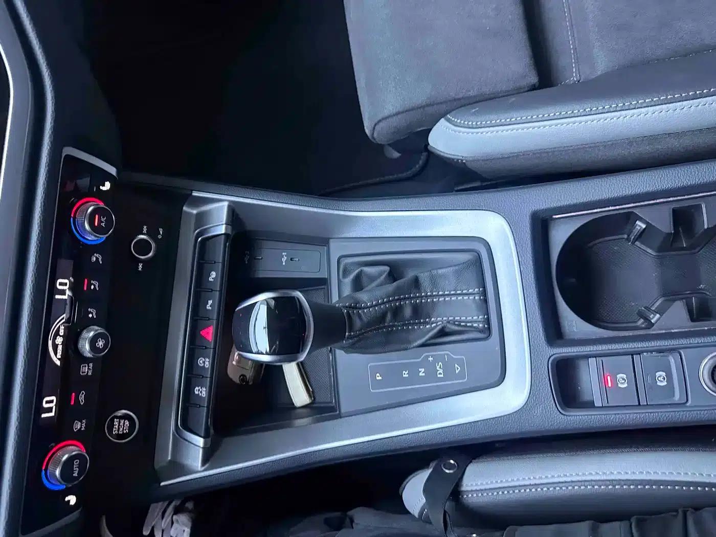 Audi Q3 2022 35 TFSI Fashion Dynamic Edition — миниатюра 16
