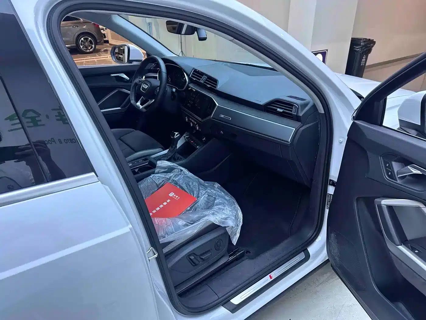 Audi Q3 2023 35 TFSI Fashion Dynamic (1.4T) — миниатюра 9