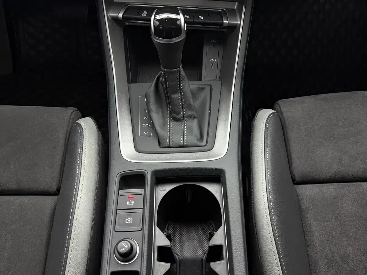 Audi Q3 2023 35 TFSI Fashion Dynamic (1.4T) — миниатюра 15
