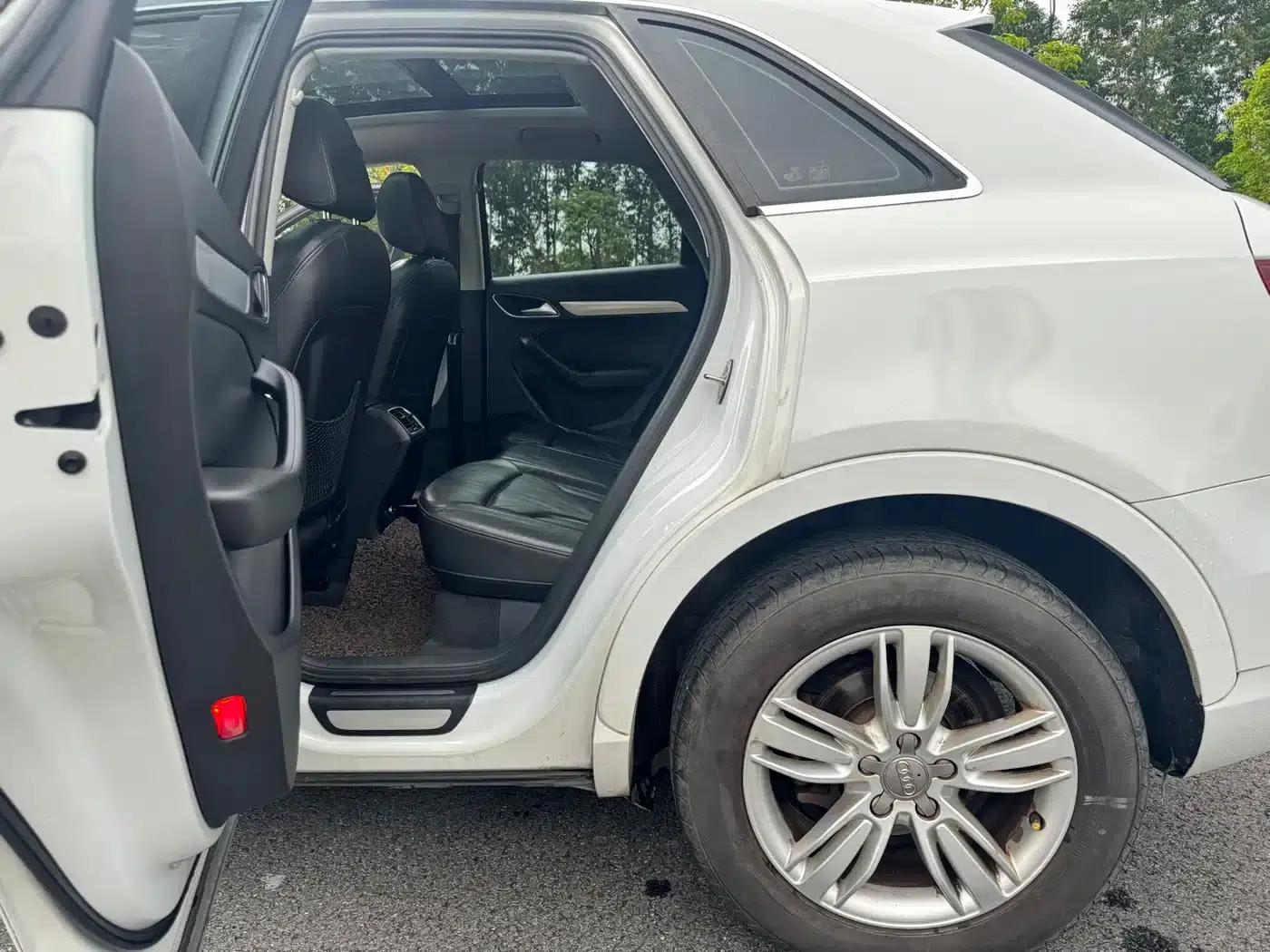 Audi Q3 2013 35 TFSI Progressive — миниатюра 12