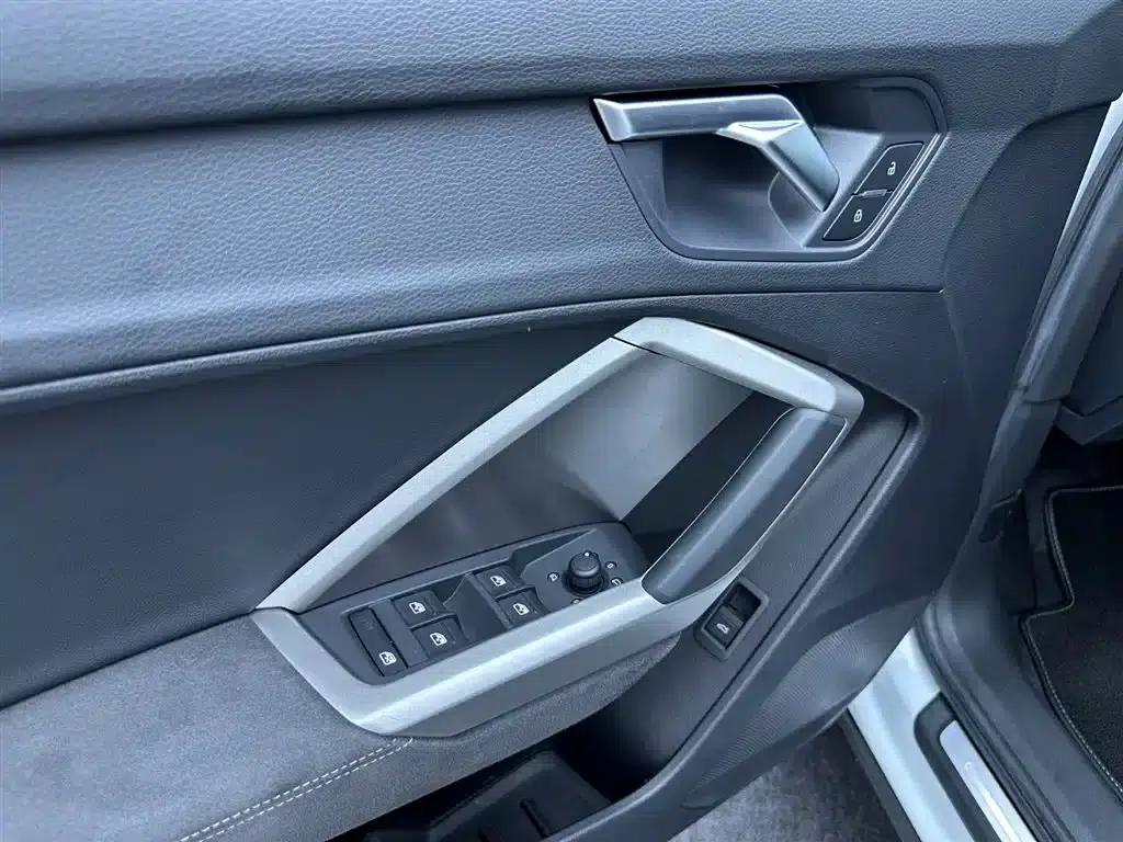 Audi Q3 2022 35 TFSI Fashion Dynamic Edition — миниатюра 5