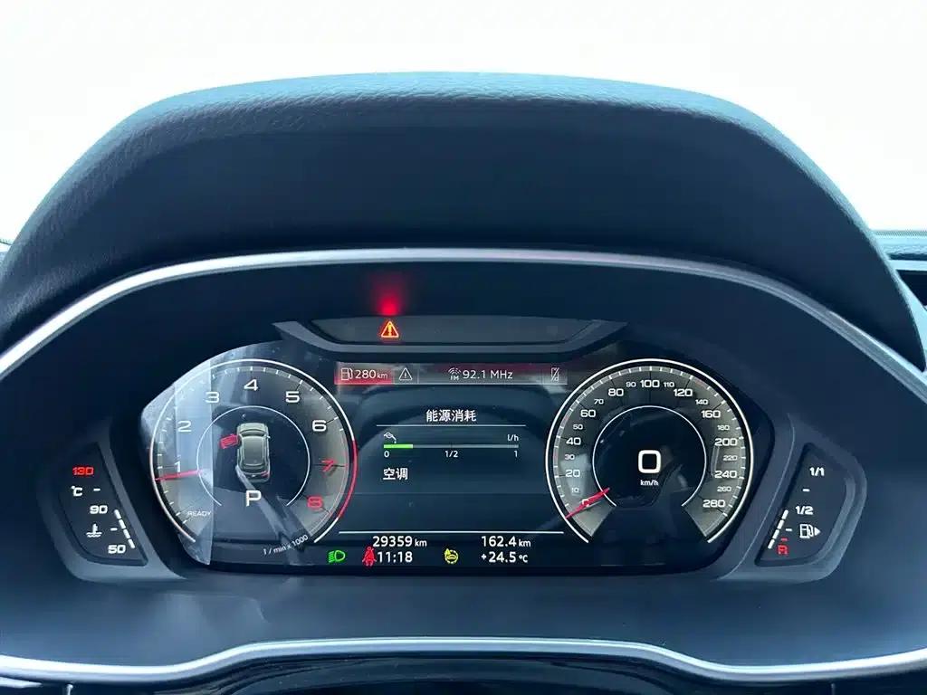 Audi Q3 2022 35 TFSI Fashion Dynamic Edition — миниатюра 10