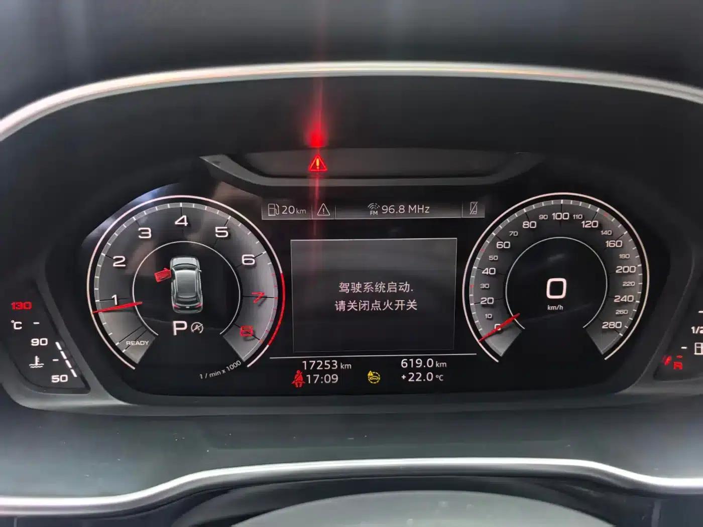 Audi Q3 2022 35 TFSI Fashion Dynamic Edition — миниатюра 16