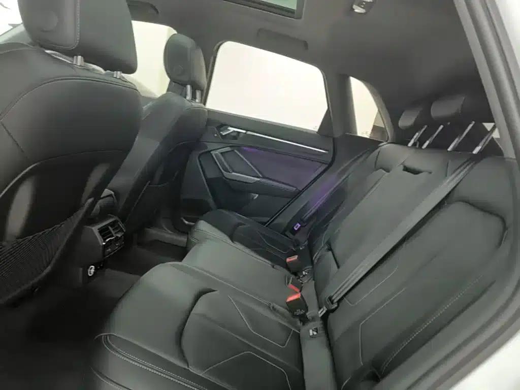 Audi Q3 2024 35 TFSI Fashion Dynamic Edition — миниатюра 17