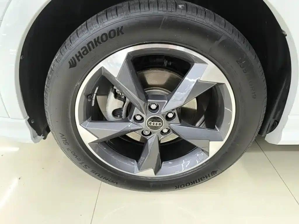 Audi Q3 2024 35 TFSI Fashion Dynamic Edition — миниатюра 23