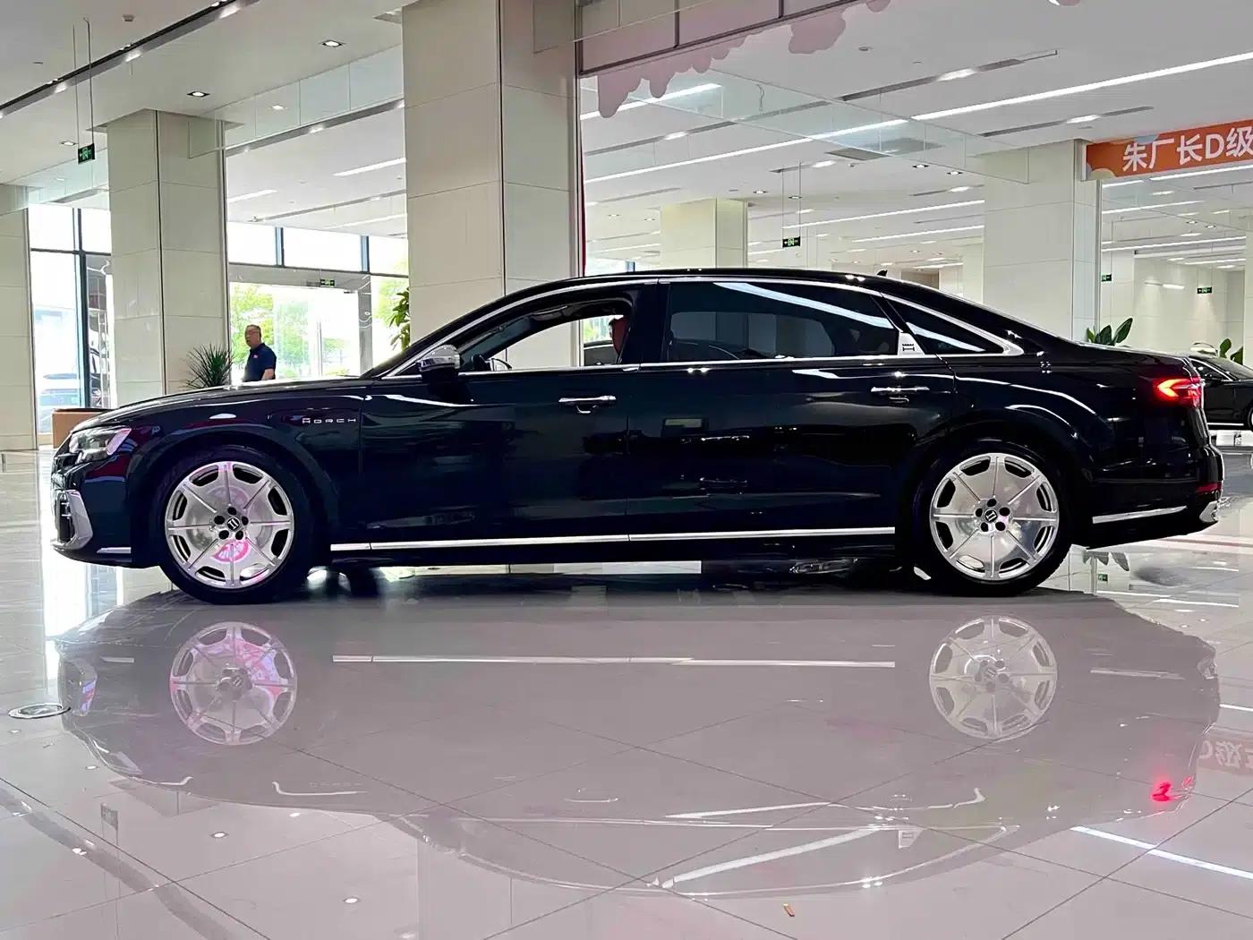 2022 Audi A8 A8L Horch Founder's Edition Legend — миниатюра 3