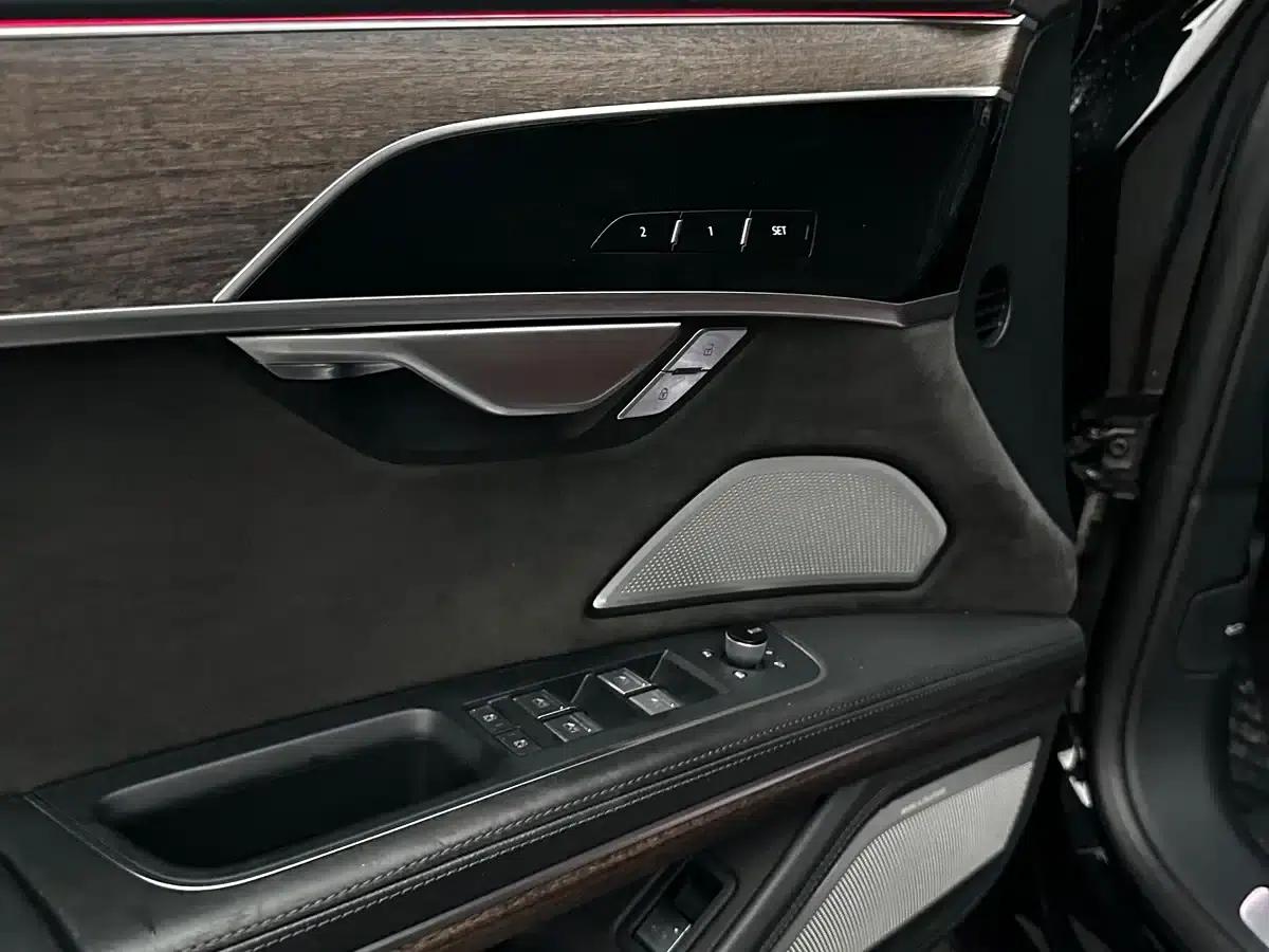 2021 Audi A8 A8L 55 TFSI quattro Premium — миниатюра 8